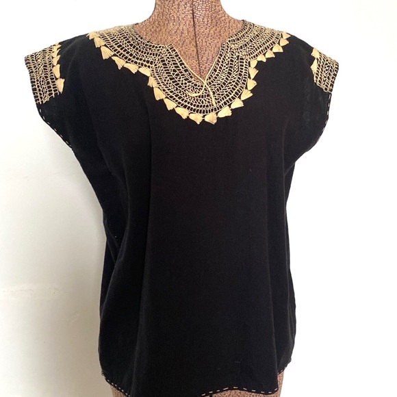 VTG 1970s Top Black Crepe Hand Embroidery Indian or Mexican Boho Vintage - Picture 7 of 8